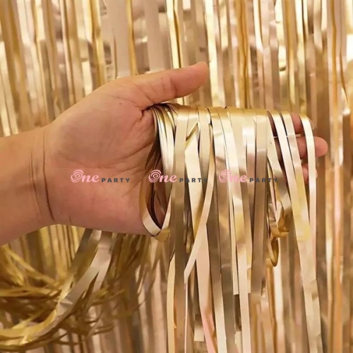 Rèm 2m kim loại vàng nhạt - cái