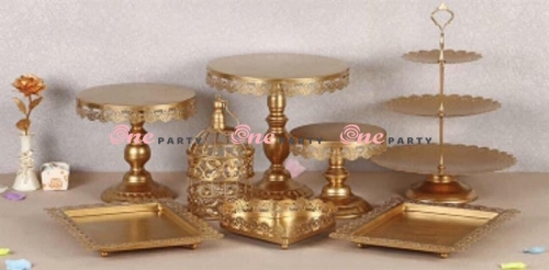 Kệ bánh 8 món vàng (1 thùng/8 món)